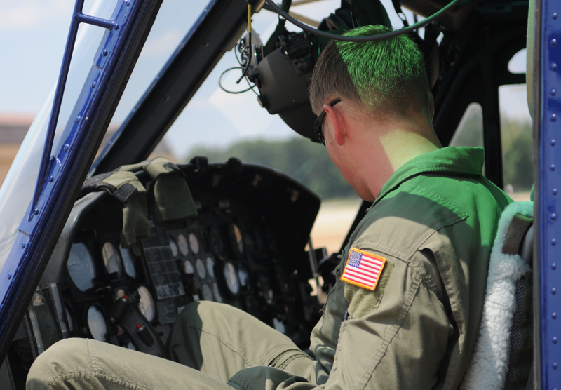 Illustration for article titled These Elite Military Helicopter Units Fly Washington's Power Players